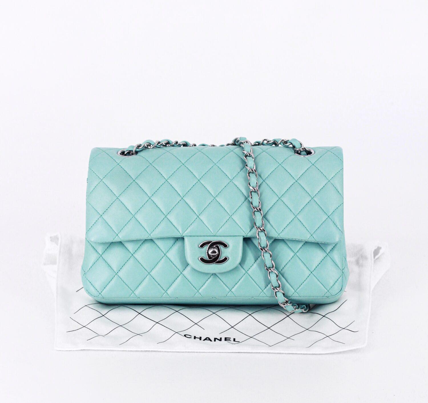 CHANEL2BTIFFANY2BBLUE2BLAMBSKIN2BMEDIUM2BCLASSIC2BHANDBAG2B10-FJqtC.jpg