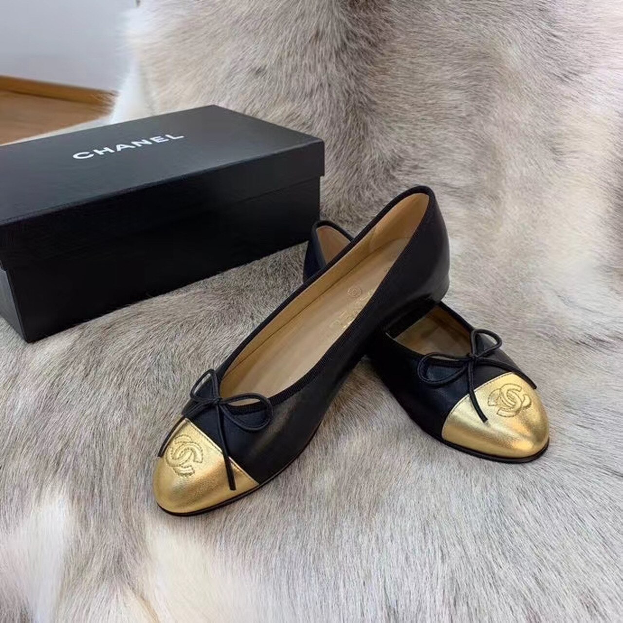 Chanel2BBallerina2BFlats2BBlackGold2BFor2BWomen2C2BWomens2BShoes2BG028192B4-F5jaW.jpg