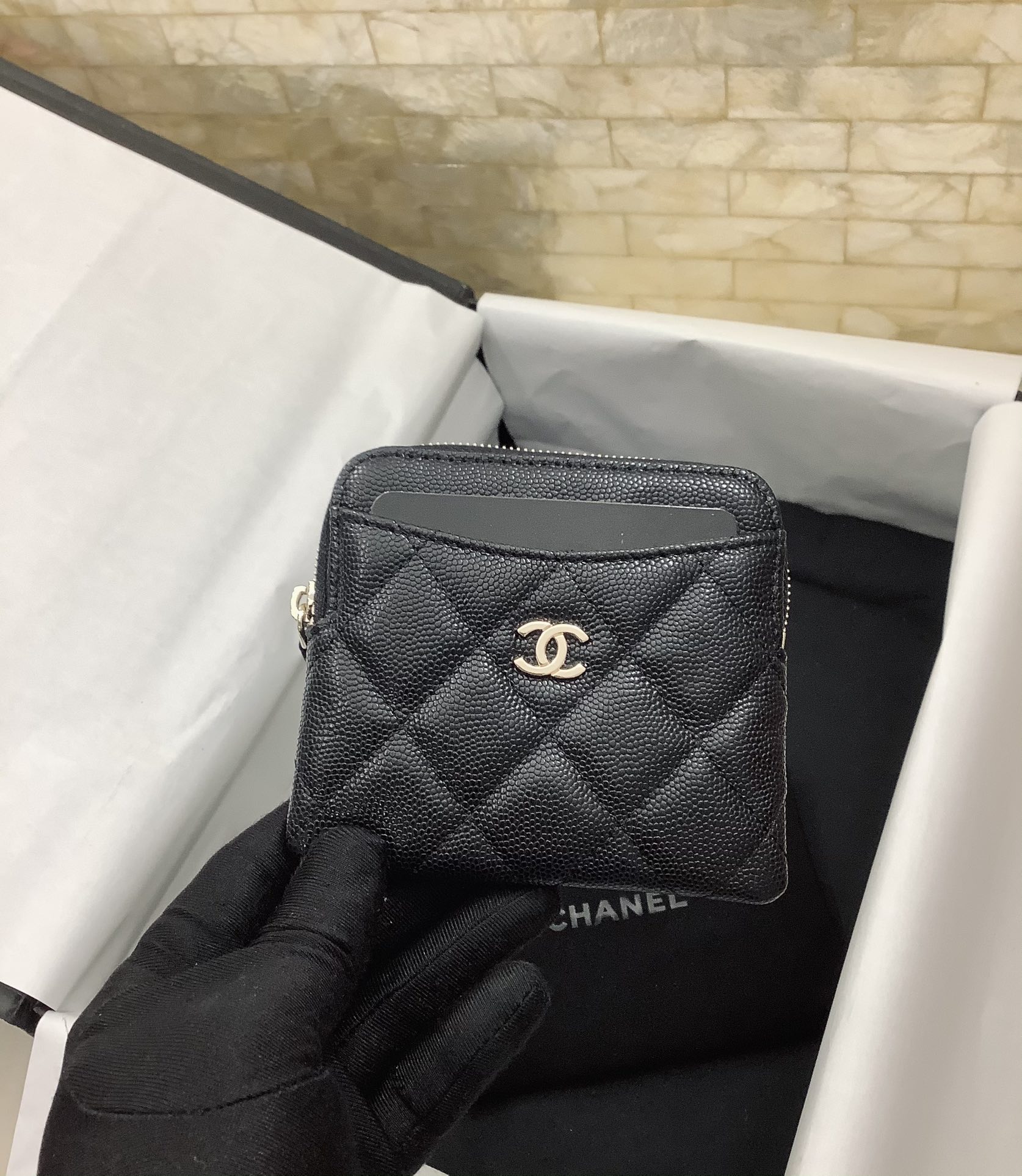 Chanel2BCO-CO2BClassic2BCard2BHolder2B19cm7.5in2BGold2BHardware2BFor2BWomen2BBlack2B1-l1k1h.jpg