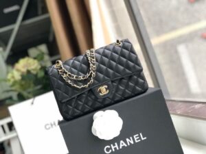 Chanel Classic Handbag Gold Toned Hardware For Women, Women’s Bags, Shoulder And Crossbody Bags 10.2in/26cm A01112