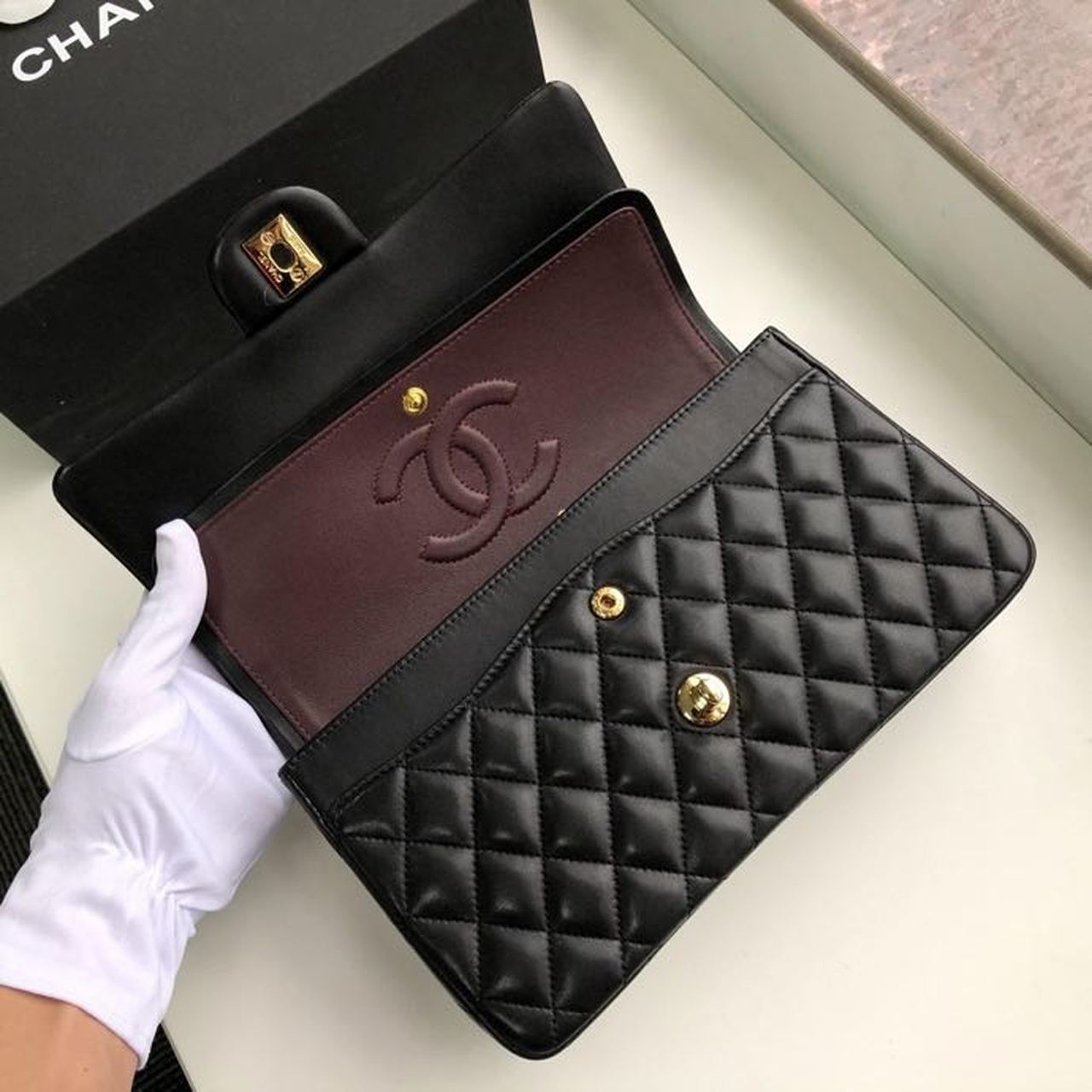 Chanel2BClassic2BHandbag2BGold2BToned2BHardware2BBlackC382C2A0For2BWomen2C2BWomens2BBags2C2BShoulder2BAnd2BCrossbody2BBags2B10.2in26cm2BA011122B5-dvjUc.jpg