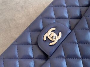 Chanel Classic Handbag Navy Blue For Women, Women’s Bags, Flag bag Shoulder And Crossbody Bags 10.2in/26cm A01112