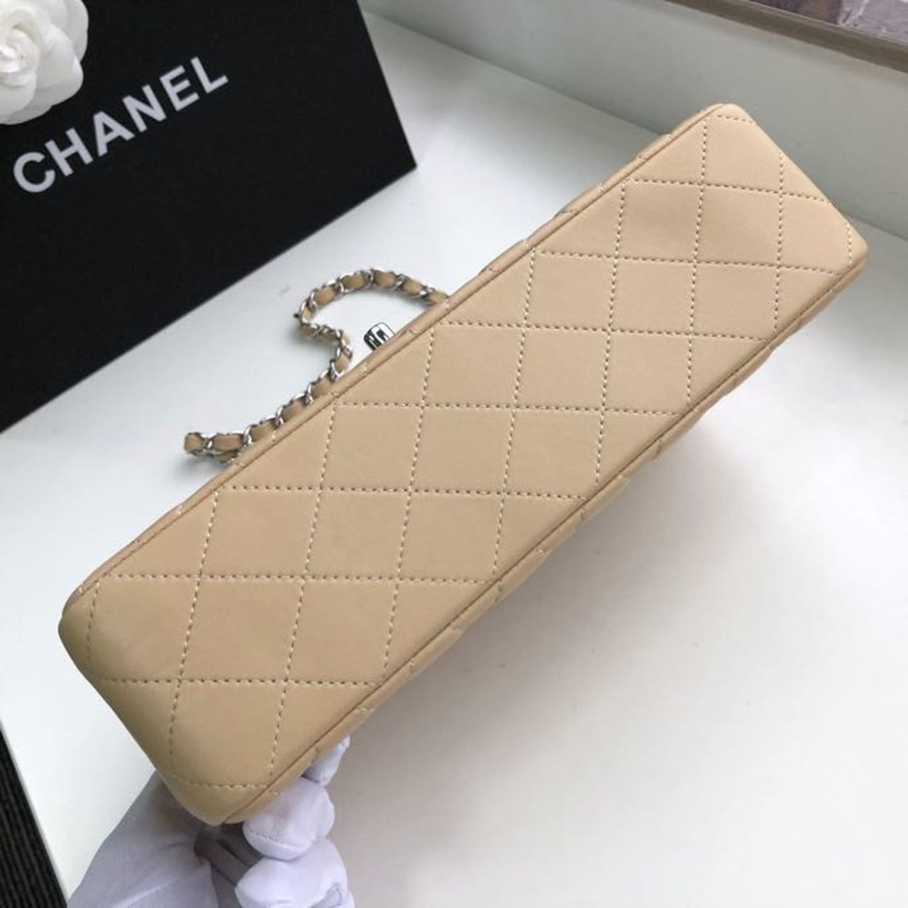 Chanel2BClassic2BHandbag2BSilver2BHardware2BBeigeC382C2A0For2BWomen2C2BWomens2BBags2C2BShoulder2BAnd2BCrossbody2BBags2B10.2in26cm2BA011122B6-RxbBD.jpg