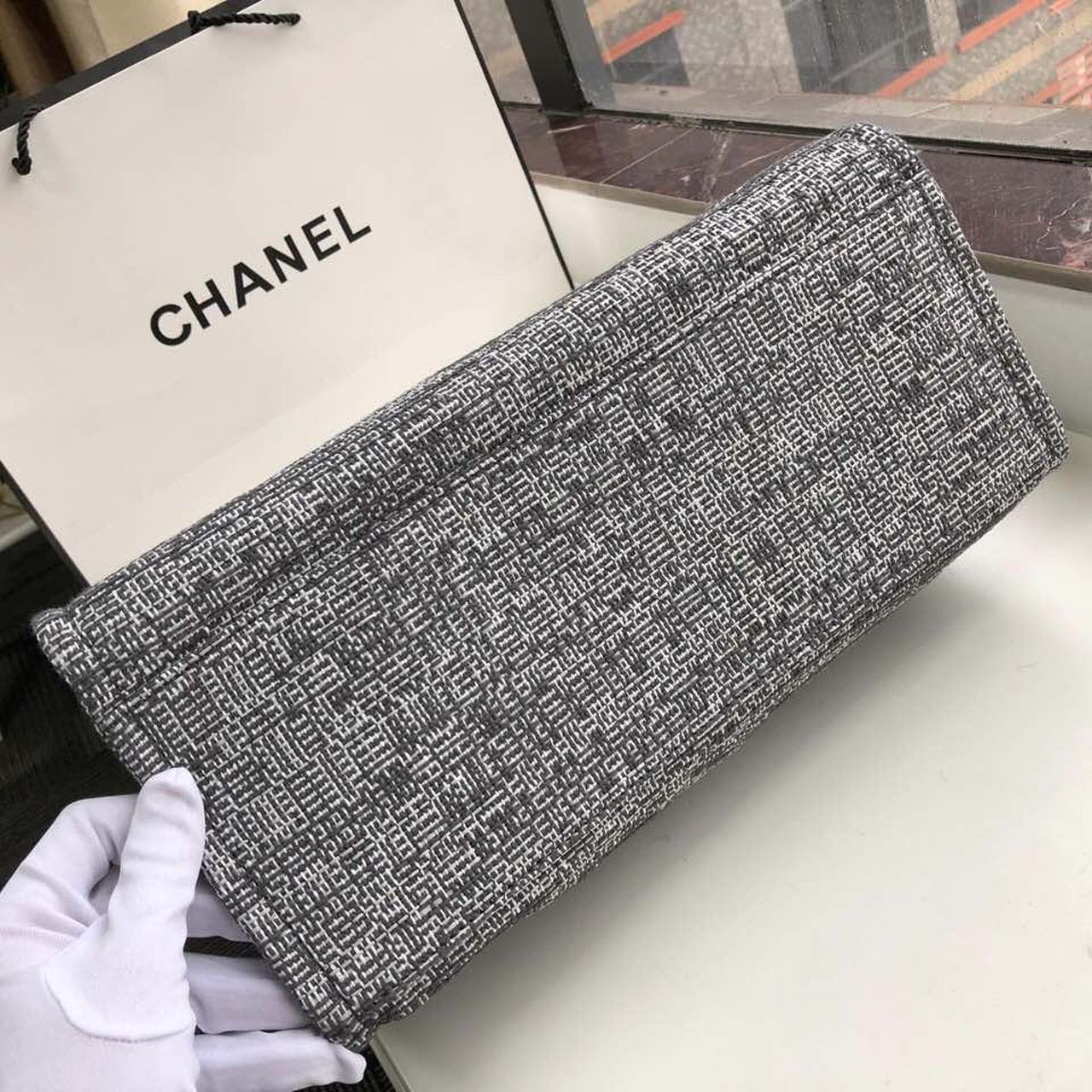 Chanel2BDeauville2BTote2BRaffia2BCanvas2BBag2BBlackWhite2BFor2BWomen2B14.9in38cm2B3-C2pRO.jpg