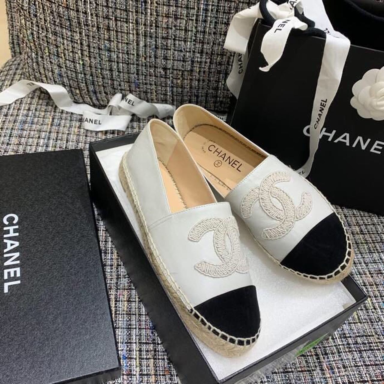 Chanel2BEspadrilles2BWhiteBlack2BFor2BWomen2C2BWomens2BShoes2BG297622B3-mJBsZ.jpg