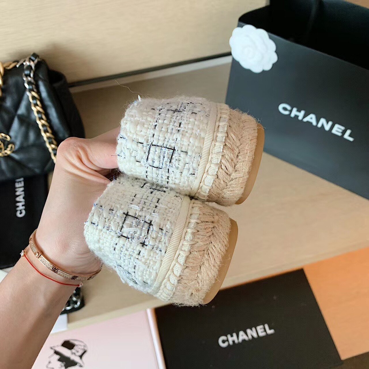 Chanel2BEspadrilles2BWhiteBlack2BFor2BWomen2C2BWomens2BShoes2BG297622B7-ZzJZ1.jpg