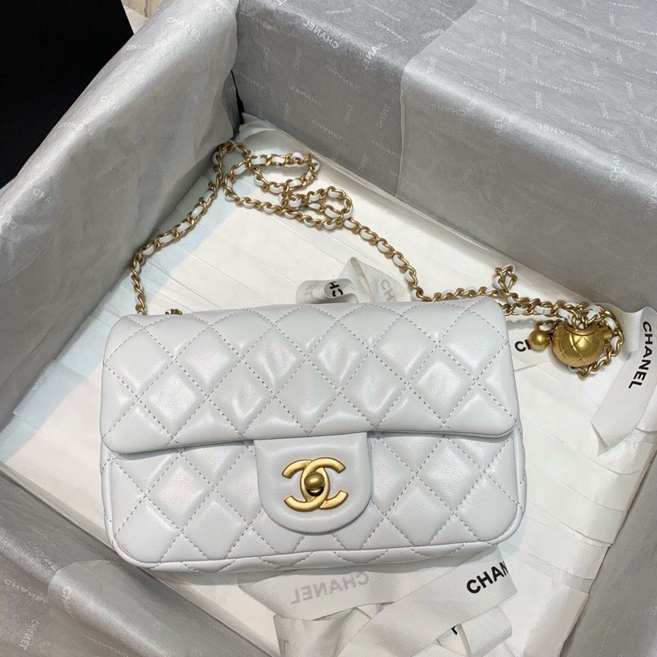 Chanel2BFlap2BBag2BWith2BCC2BBall2BOn2BStrap2BWhite2BFor2BWomen2C2BWomens2BHandbags2C2BShoulder2BAnd2BCrossbody2BBags2B7.8in20cm2BAS17872B2-nmJoO.jpg