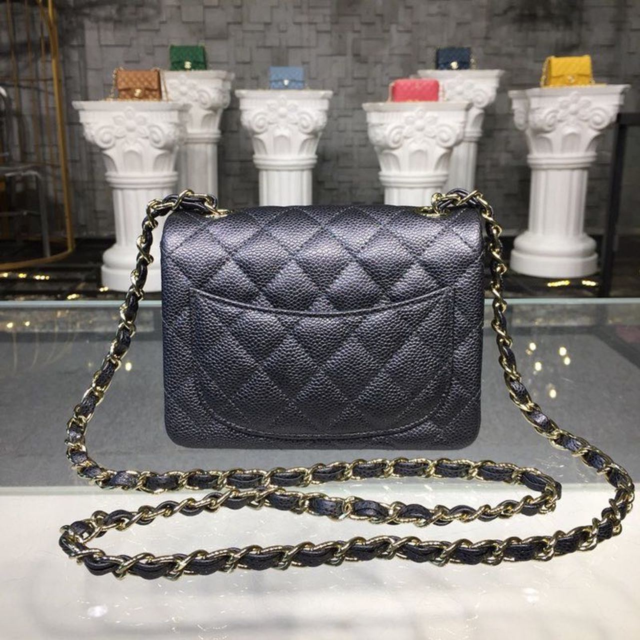 Chanel2BMini2BFlap2BBag2BCaviar2BBlack2BFor2BWomen2C2BWomens2BBags2C2BShoulder2BAnd2BCrossbody2BBags2B6.7in17cm2BA352002B2-z9vLK.jpg