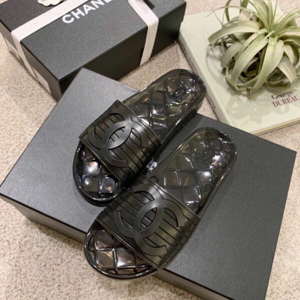 Chanel2BMule2BGlossy2BTransparent2BCC2BLogo2BPVC2BBlack2BFor2BWomen2C2BWomens2BShoes2B7-O0IER.jpg