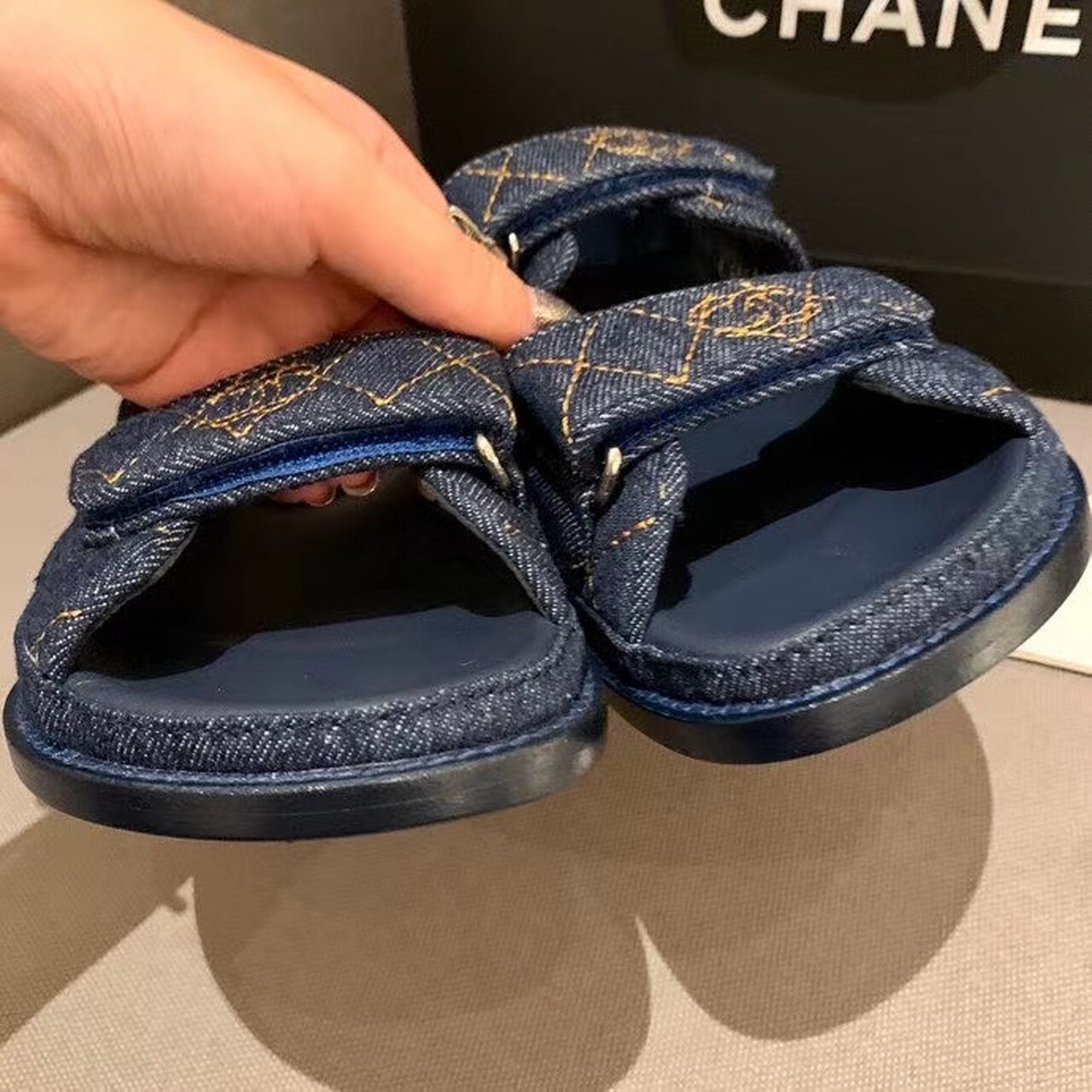 Chanel2BSandals2BBlue2BFor2BWomen2C2BWomens2BShoes2B6-CBGUt.jpg