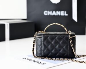 Chanel Small Vanity Case Black For Women 6.7in/17cm AS3171