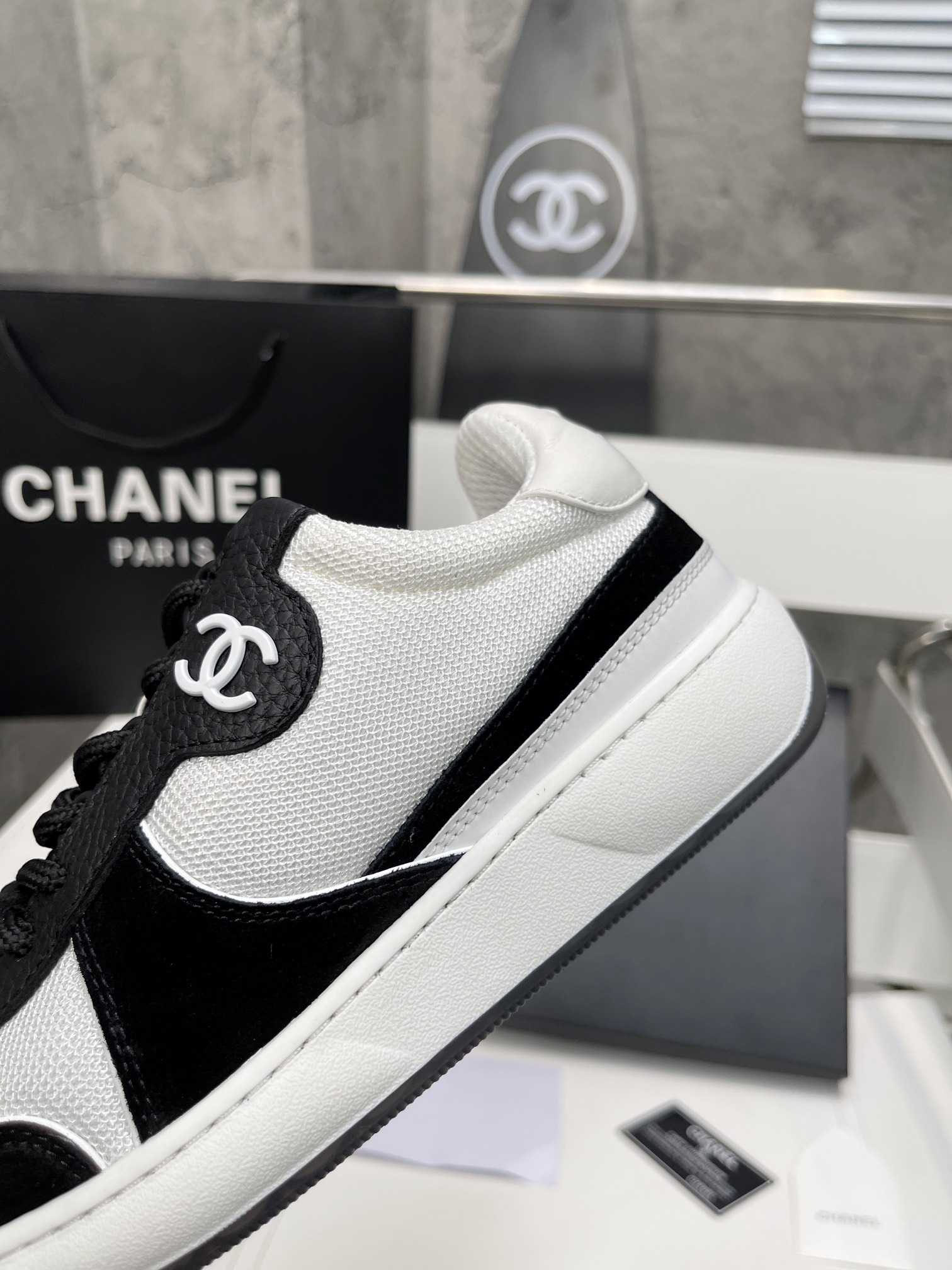 Chanel2BSneakers2BWhiteBlack2BFor2BWomen2C2BWomens2BShoes2B2-h46RD.jpg