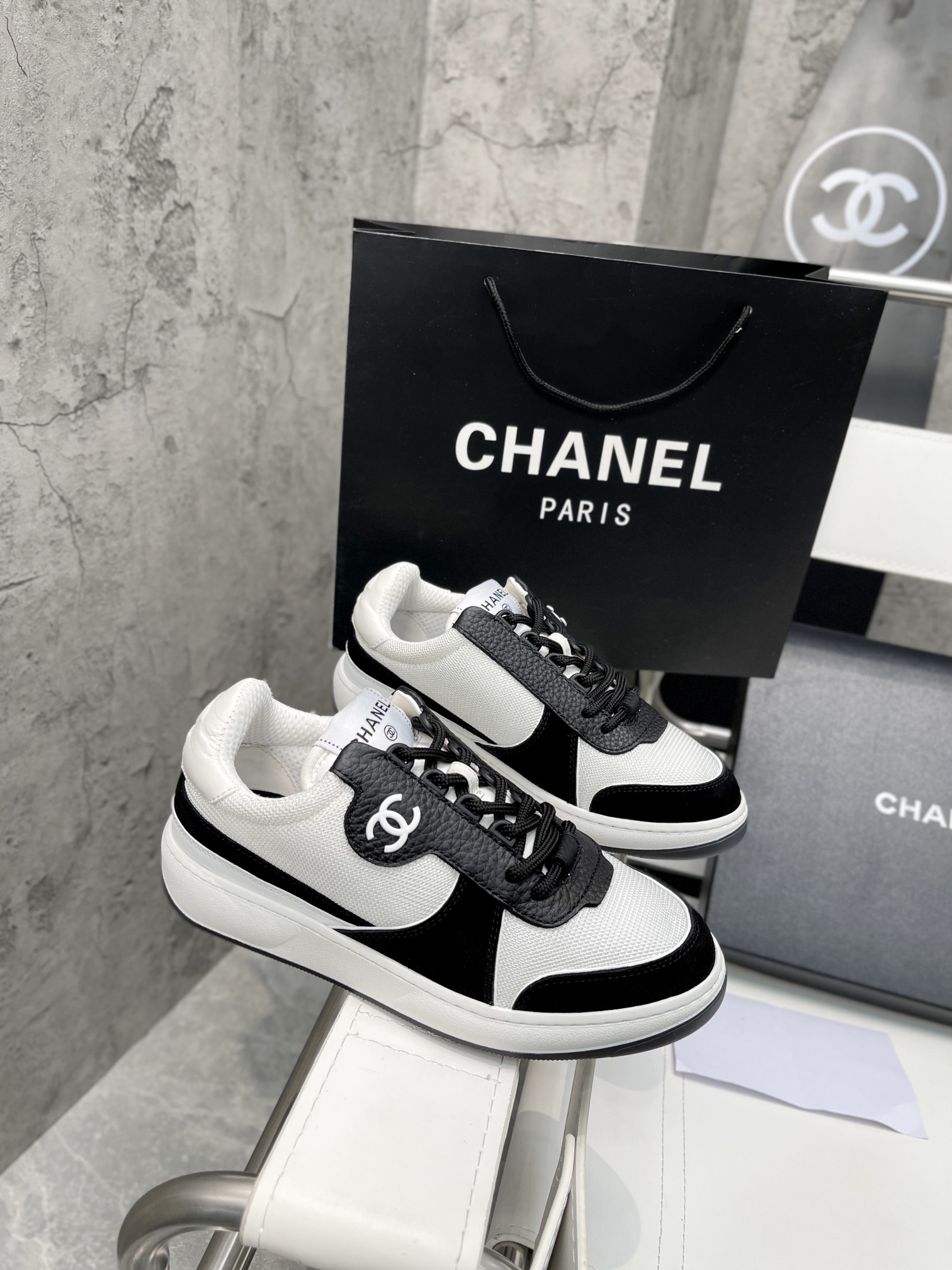 Chanel2BSneakers2BWhiteBlack2BFor2BWomen2C2BWomens2BShoes2B3-7GF9B.jpg