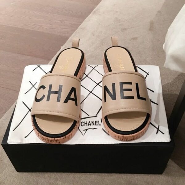 Chanel2BWoven2BChain2BCork2BSandals2BTweed2BBeigeBlack2BFor2BWomen2C2BWomens2BShoes2B9-AHo2q.jpg