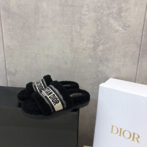 Christian Dior Dway Slide Black Embroidered Cotton And Shearling Black For Women CD KCQ551ESK_S11X PR-667728