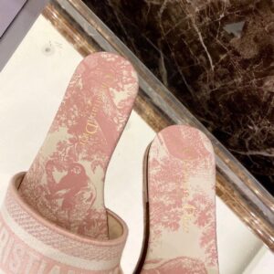 Christian Dior Dway Slide Peony Pink Toile De Jouy Embroidered Cotton Pink For Women CD KCQ209TJE_S61W PR-866925