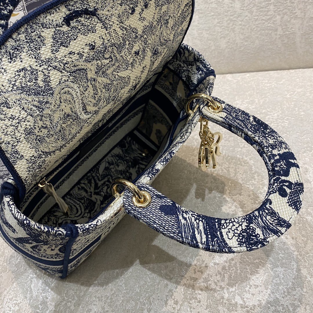 Christian2BDior2BMedium2BLady2BD-Lite2BBag2BBlue2BToile2Bde2BJouy2BReverse2BEmbroidery2C2BBlue2C2BFor2BWomen2BWomens2BHandbags2C2BCrossbody2BBags2C2B24cm2BCD2BM0565ORGO_M9282B5-sKIWO.jpg