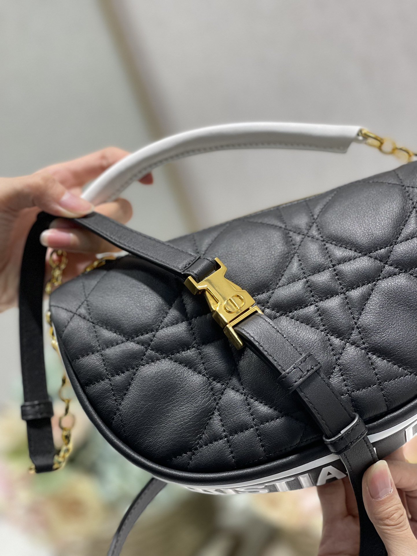 Christian2BDior2BSmall2BDior2BVibe2BHobo2BBag2BBlack2BCannage2C2BBlack2C2BFor2BWomen2BWomens2BHandbags2C2BCrossbody2BBags2C2B20cm2BCD2BM7200ONOA_M9112B4-dTDgq.jpg