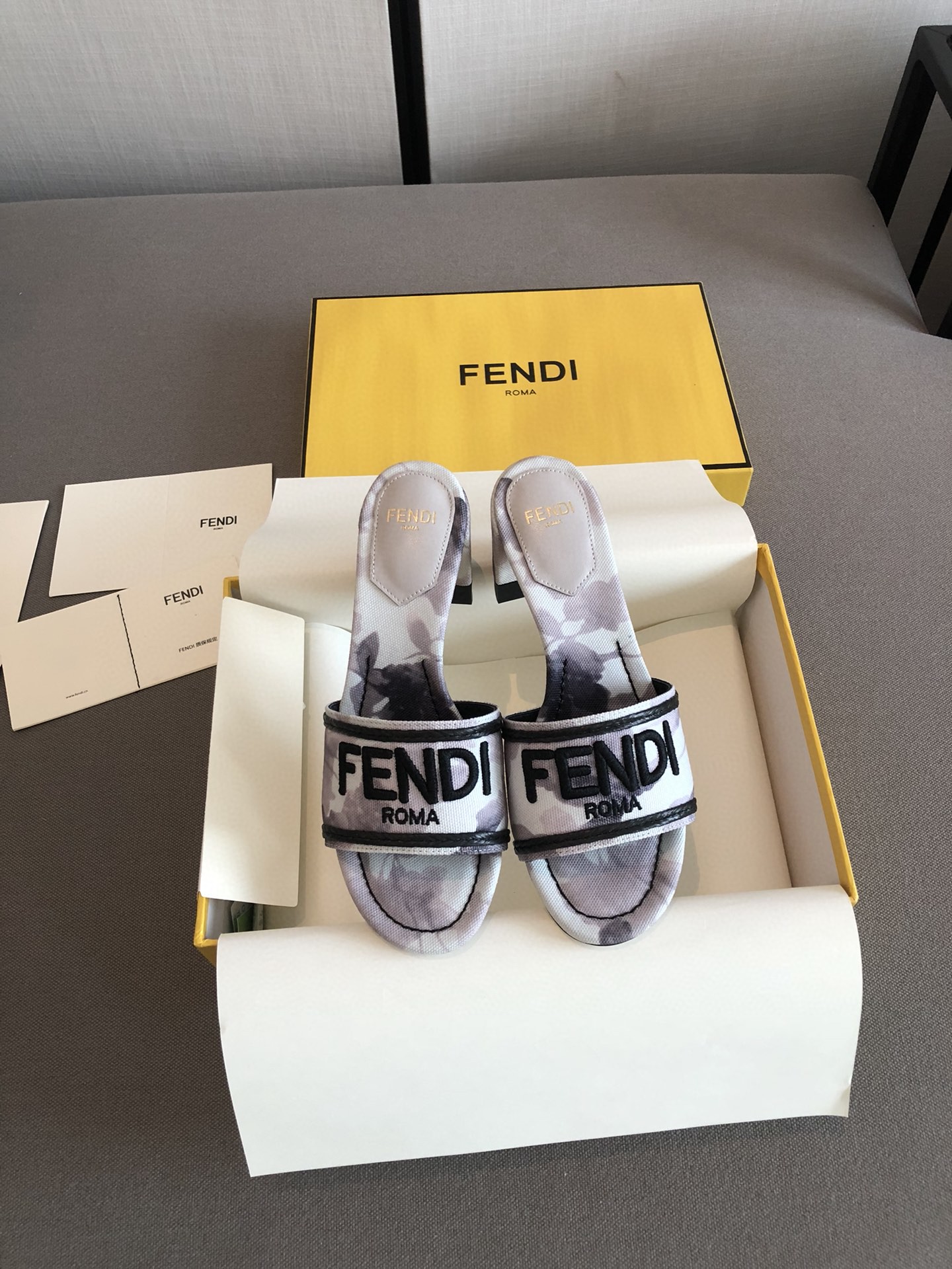 Fendi2BFirst2BGrey2BFor2BWomen2BFF2B1-ZR8aG.jpg