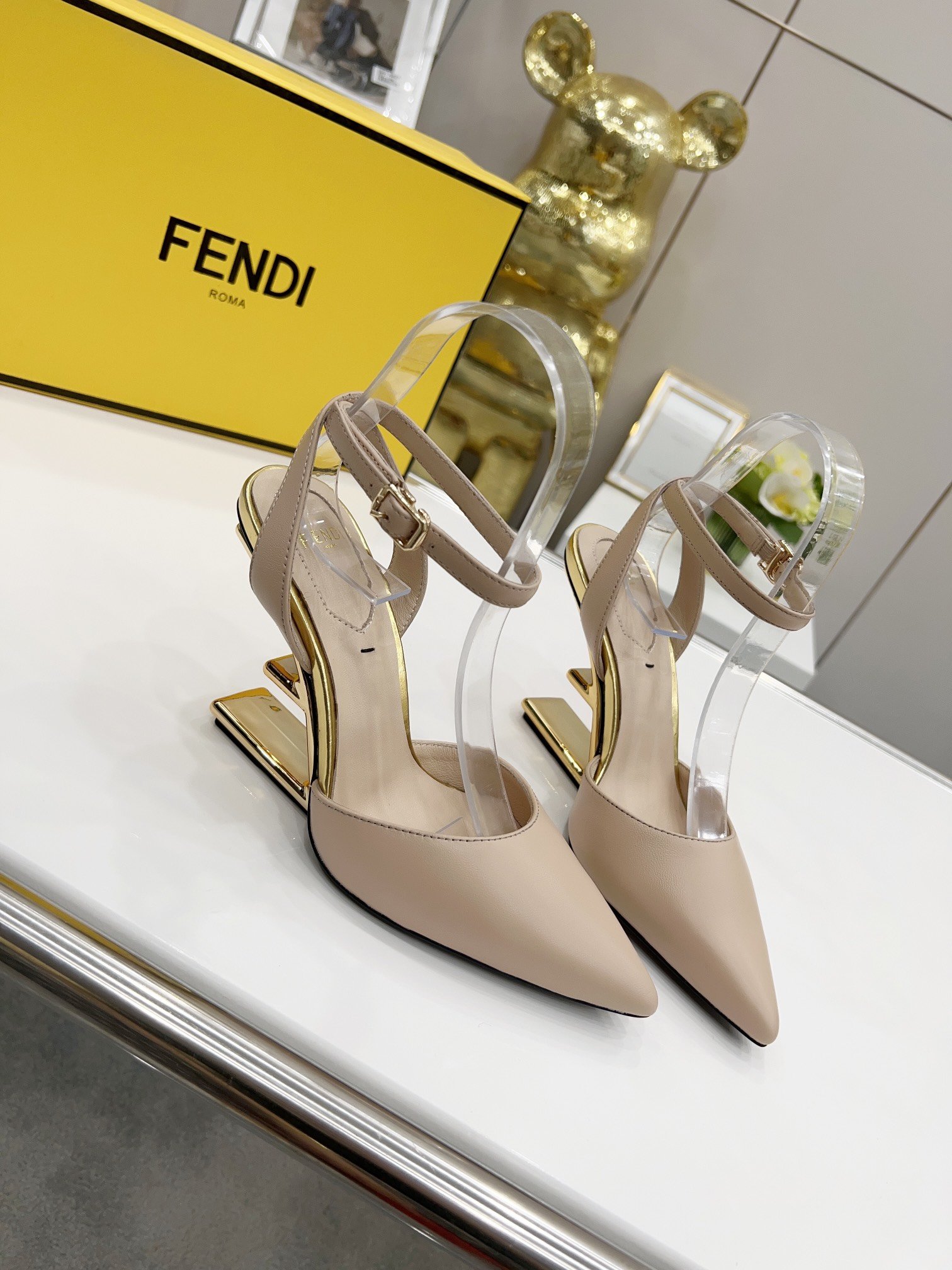 Fendi2BFirst2BNude2BFor2BWomen2BFF2B3-ak6t1.jpg