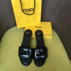 Fendi Signature Black For Women FF 8R8136AE7TF0ABB PR-682856