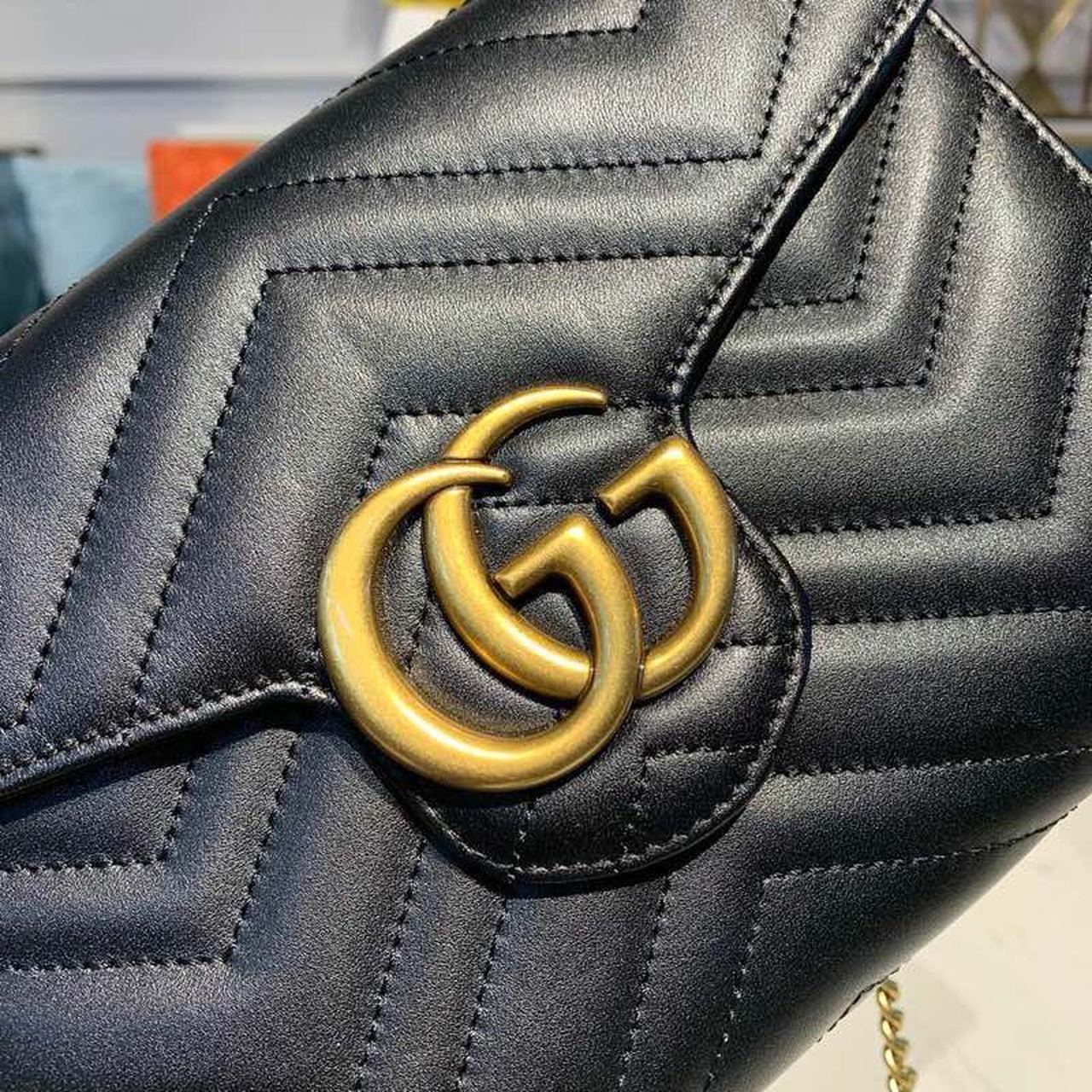 Gucci2BGG2BMarmont2BMatelassC383C2A92BMini2BBag2BBlack2BMatelassC383C2A92BChevron2BWith2BGG2BOn2BThe2BBack2BFor2BWomen2B8in20cm2BGG2B4745752BDTD1T2B10002B6-L6d8y.jpg