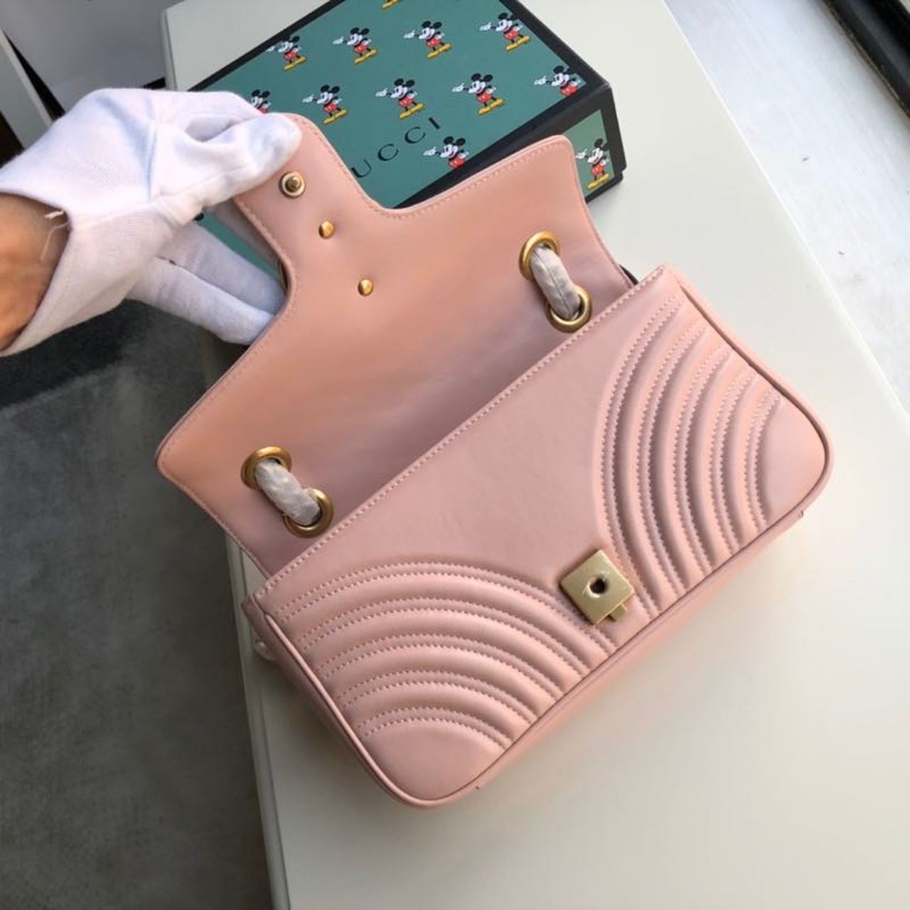 Gucci2BGG2BMarmont2BSmall2BMatelassC383C2A92BShoulder2BBag2BDusty2BPink2BMatelassC383C2A92BChevron2BFor2BWomen2B10in26cm2BGG2B4434972BDTDIT2B57292B5-UqrBj.jpg