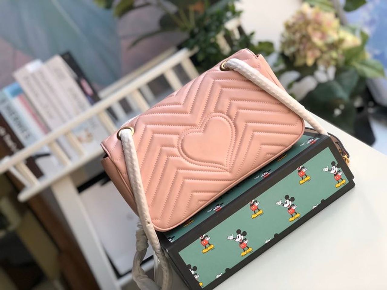 Gucci2BGG2BMarmont2BSmall2BMatelassC383C2A92BShoulder2BBag2BDusty2BPink2BMatelassC383C2A92BChevron2BFor2BWomen2B10in26cm2BGG2B4434972BDTDIT2B57292B6-TV5YS.jpg