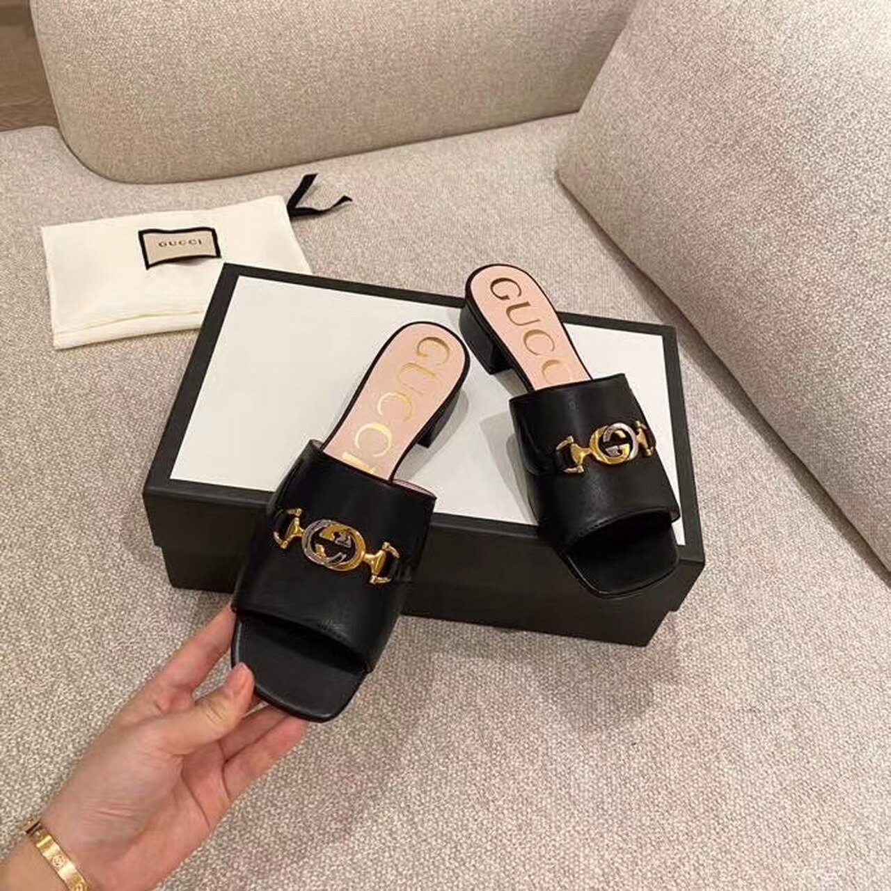 Gucci2BGucci2BZumi2BSlide2BSandals2BBlack2BFor2BWomen2BGG2B5-Eyou8.jpg