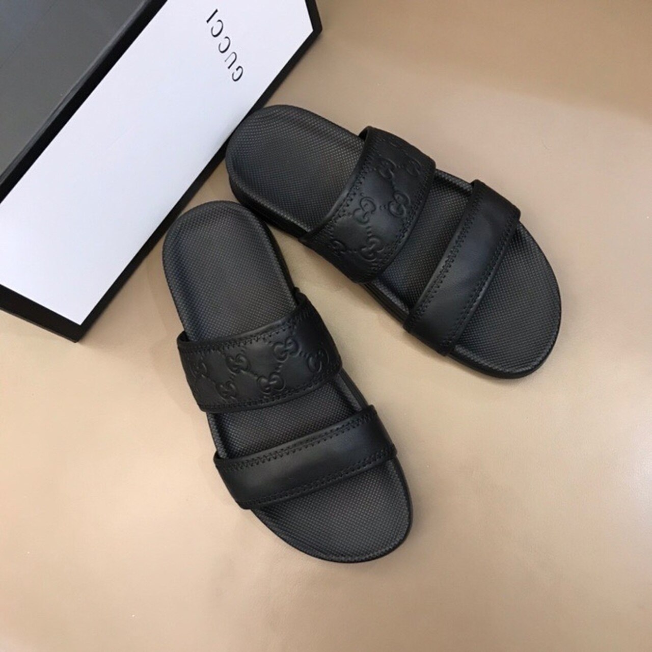 Gucci2BGuccissima2BDouble2BStrap2BSandals2BCalfskin2BLeather2BSpringSummer2BCollection2BBlack2B3-XoYcE.jpg