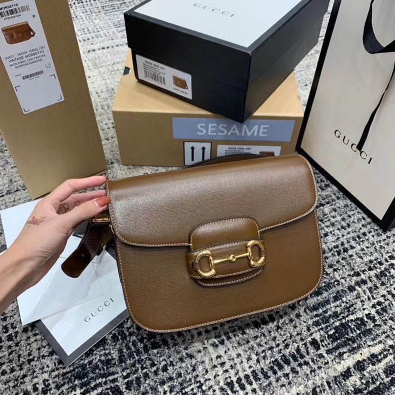 Gucci2BHorsebit2B19552BShoulder2BBag2BBrown2BTextured2BWith2BA2BVintage2BEffect2BFor2BWomen2B9.8in25cm2BGG2BC3A2E282ACC5BD6022042B1DB0G2B23612B1-HxAJQ.jpg