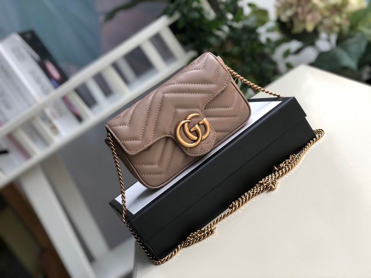 Gucci2BMarmont2BMatelassC383C2A92BSuper2BMini2BBag2BBeige2BMatelassC383C2A92BChevron2BFor2BWomen2B6.2in16.5cm2BGG2B6-Pq1Z9.jpg