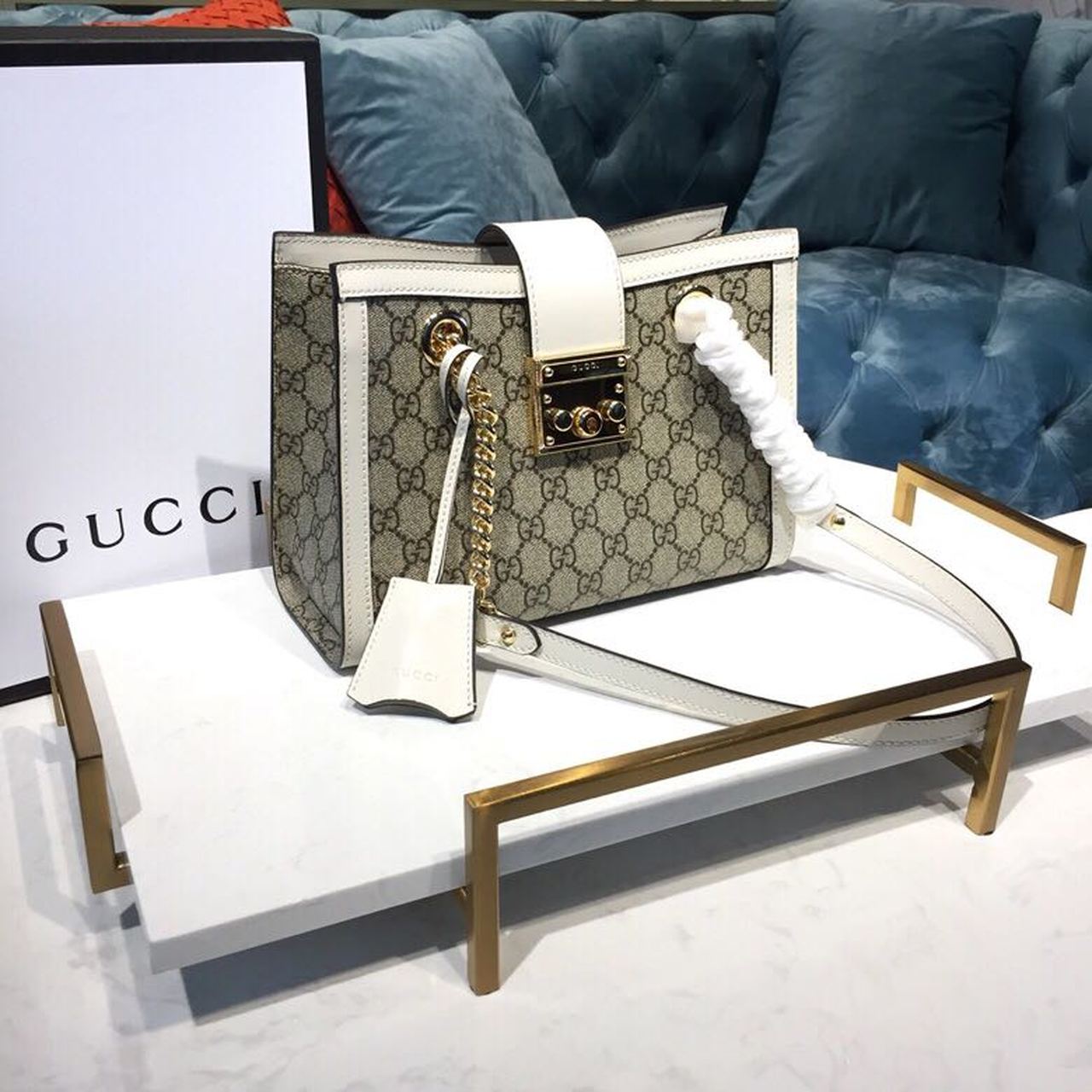 Gucci2BPadlock2BSmall2BGG2BShoulder2BBag2BA2BMaterial2BWith2BLow2BEnvironmental2BImpact2BWith2BWhite2BFor2BWomen2B10in26cm2BGG2B4981562BKHNKG2B97612B1-y3kag.jpg