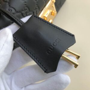 Gucci Padlock Small Gucci Signature Shoulder Bag Black Gucci Signature For Women 7.9in/20cm GG 409487 CWC1G 1000