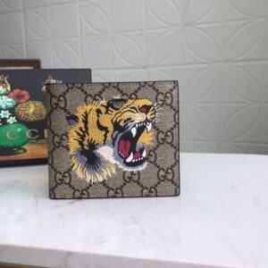 Gucci Tiger Print GG Supreme Bi-Fold Wallet For Men, Men’s Wallet 11cm/4.3in GG 451268 K5Z1N 8666