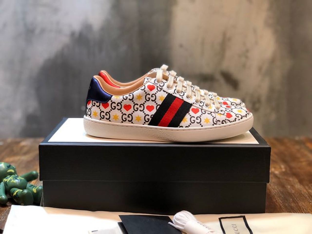 Gucci2BWomens2BAce2BHeart2BBy2BCanavas2BSneaker2BWhite2BFor2BWomen2BGG2B1-3pFXn.jpg