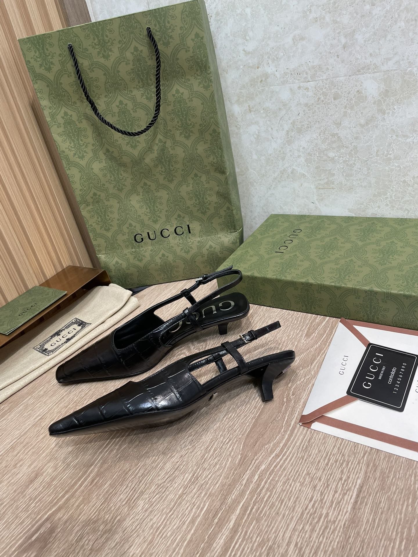 Gucci2BWomens2BCrocodile2BPrint2BPump2BBlack2BFor2BWomen2BGG2BC3A2E282ACC5BD6793602BUKQ002B10002B4-O9h9v.jpg