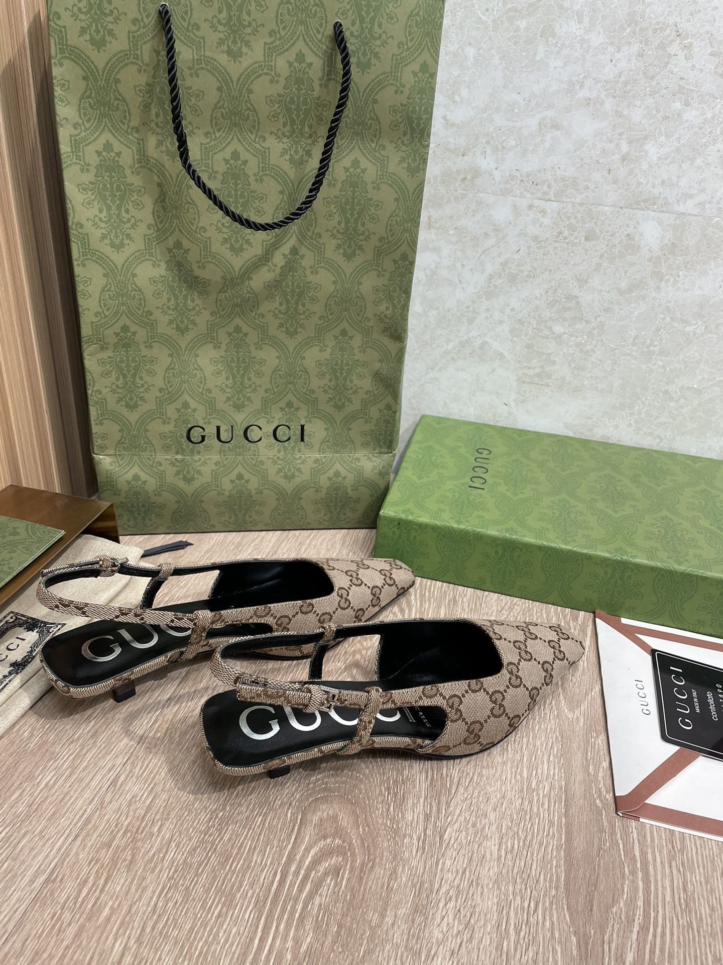 Gucci2BWomens2BGG2Blingback2BPump2BBy2BSupreme2BCanvas2BFabric2BBrown2BFor2BWomen2BGG2B6932102B4-bAtVO.jpg