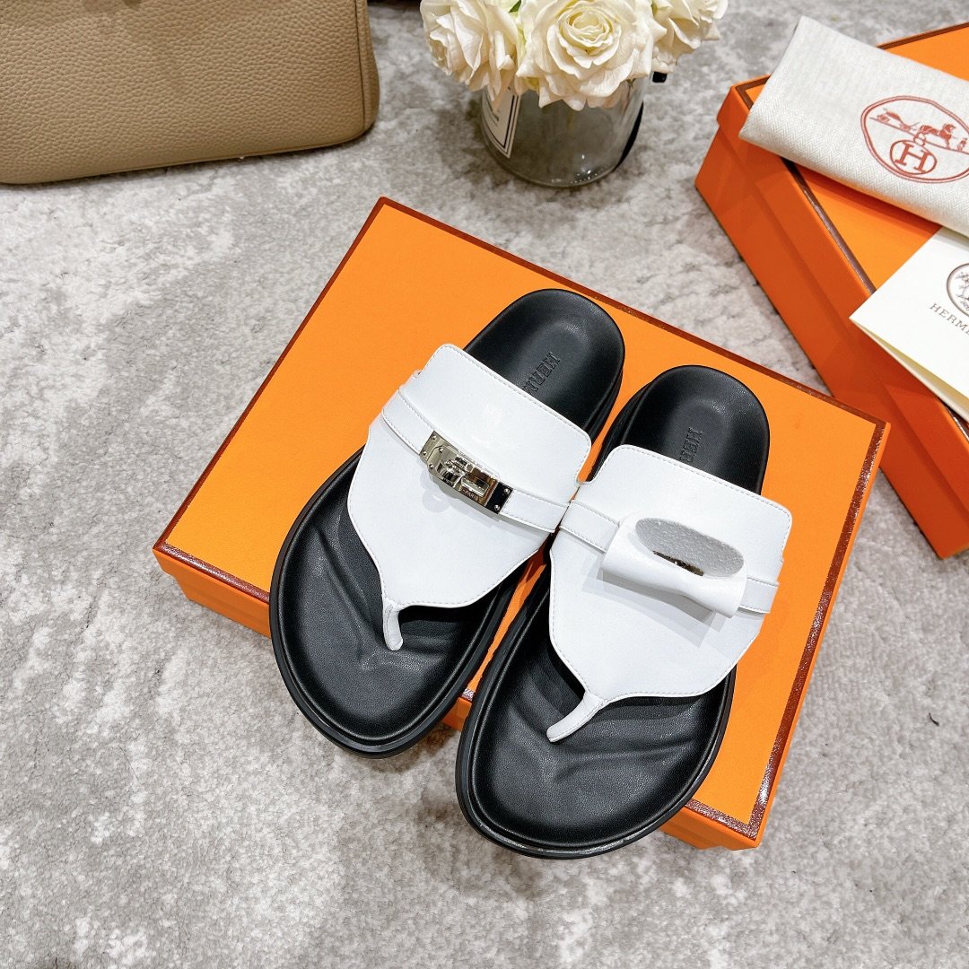 Hermes2BEmpire2BSandal2BWhite2BFor2BWomen2C2BWomens2BShoes2BH221074Z2B903602B1-IRSId.jpg