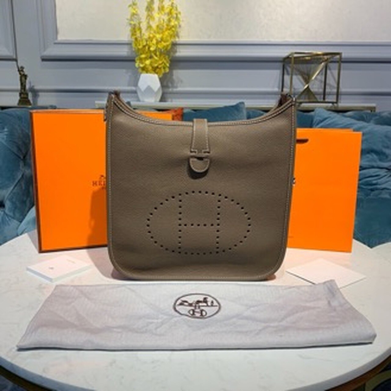 Hermes2BEvelyne2BIII2BGM2BBag2BBrown2BFor2BWomen2B11.8in30cm2B8-TrmPj.jpg