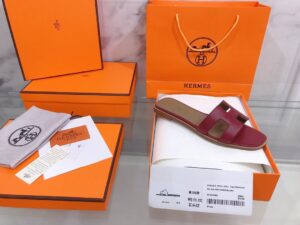 Hermes Oran Sandal Burgundy For Women, Women’s Shoes H021056Z PR-490336