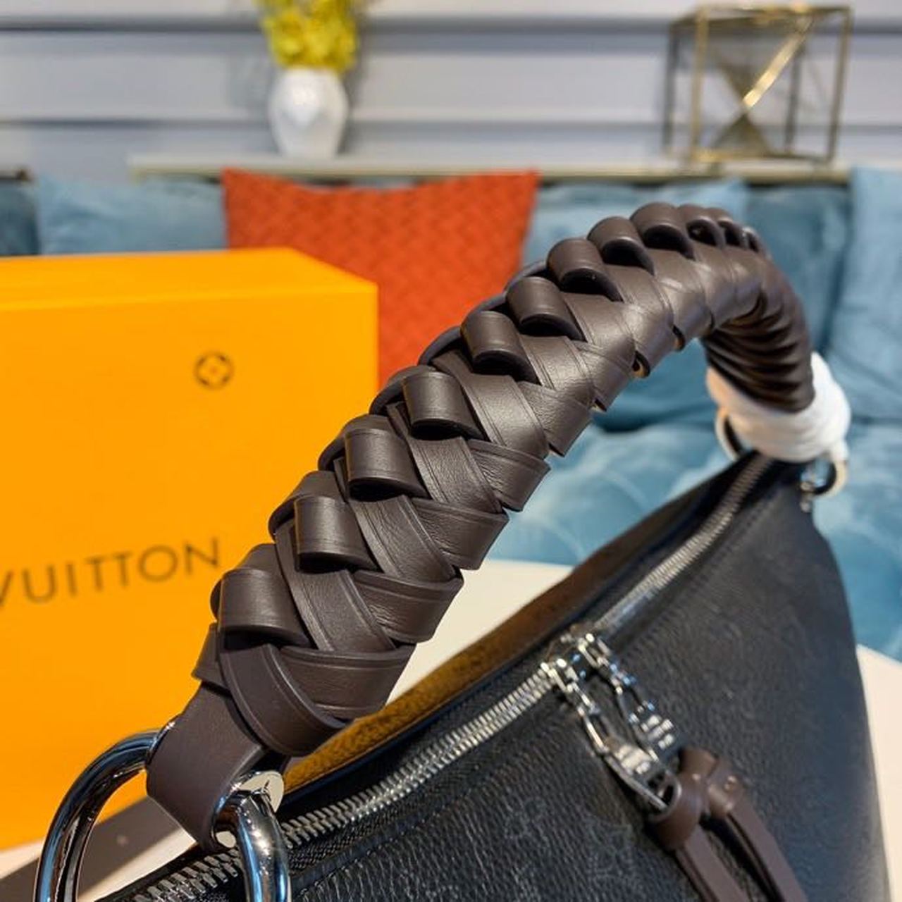 Louis2BVuitton2BBeaubourg2BHobo2BMM2BBlack2BFor2BWomen2C2BWomens2BHandbags2C2BShoulder2BAnd2BCrossbody2BBags2B12.6in32cm2BLV2BM560732B2-I4c3J.jpg