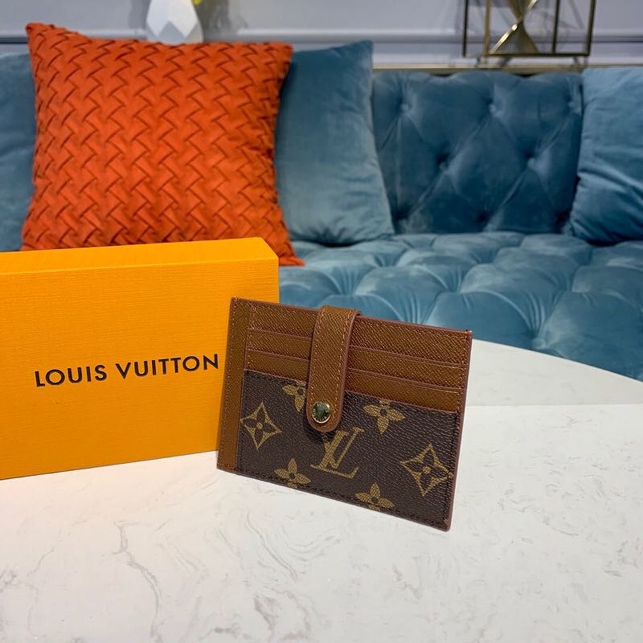 Louis2BVuitton2BButton2BMulti2BCard2BHolder2BMonogram2BCanvas2BBrown2BFor2BWomen2C2BWomen2BWallet2BLV2B2-TXVga.jpg