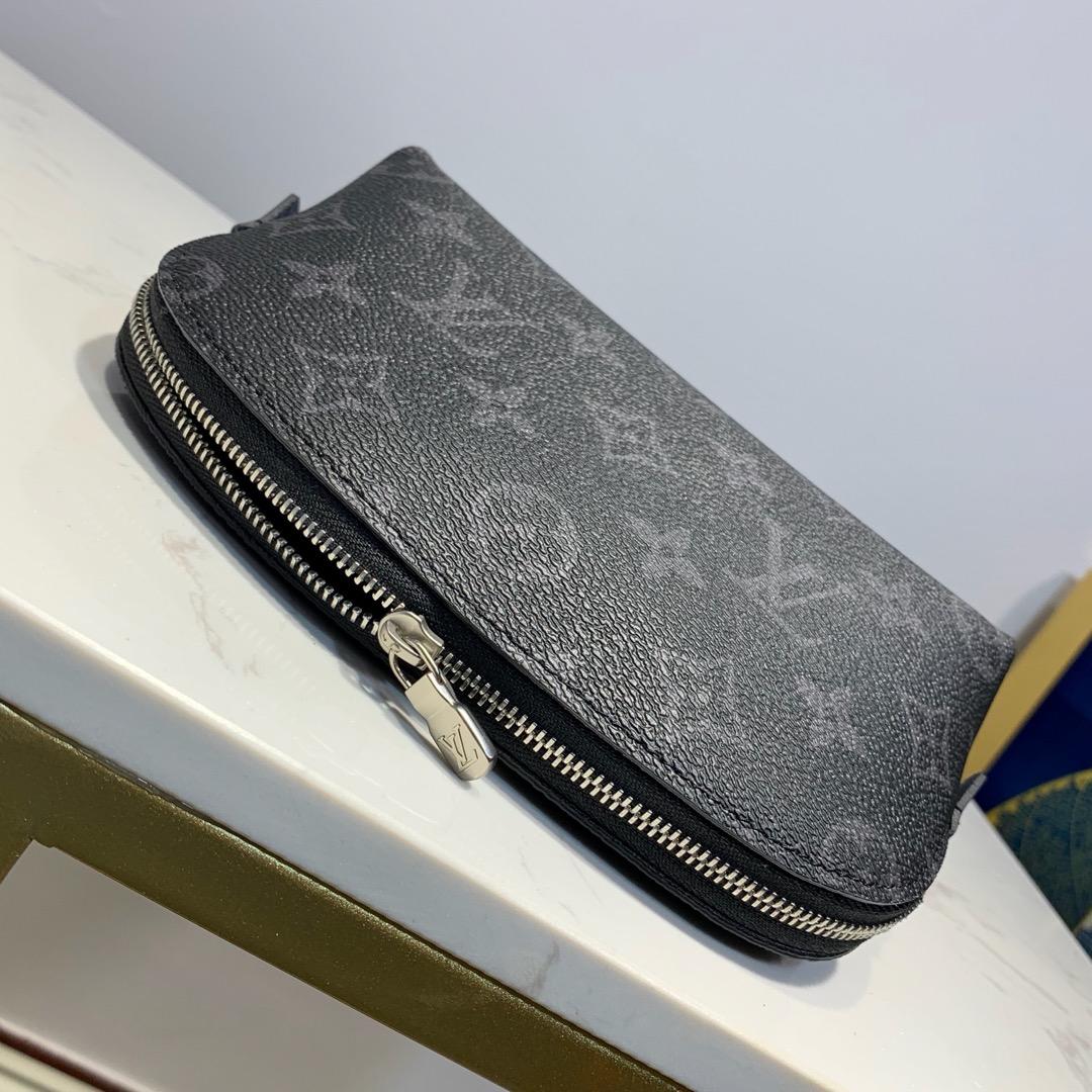 Louis2BVuitton2BCosmetic2BPouch2BPM2BMonogram2BEclipse2BCanvas2BFor2BWomen2C2BWomens2BBags2B7.5in19cm2BLV2B2-PfdnI.jpg