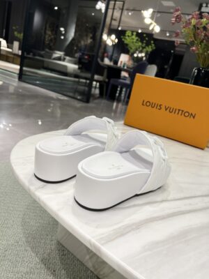 Louis Vuitton Jumbo Flatform Mule White For Women LV PR-856465