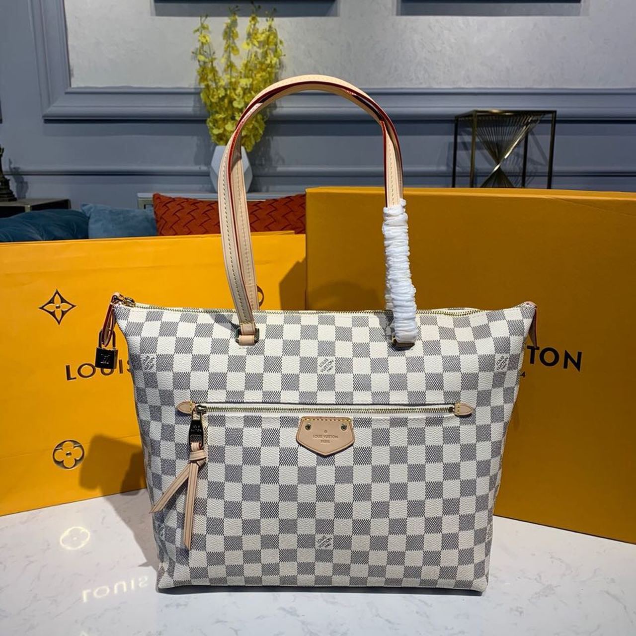 Louis2BVuitton2BLena2BMM2BDamier2BAzur2BCanvas2BFor2BWomen2C2BShoulder2BBags2B13in33cm2BLV2BN440402B1-t9PhZ.jpg