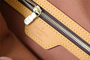 Louis Vuitton Mini Dauphine Monogram And Monogram Reverse Canvas By Nicolas GhesquiÃ¨re For Spring-Summer, For Women Women’s Handbags, Shoulder Bags 20cm LV M45959