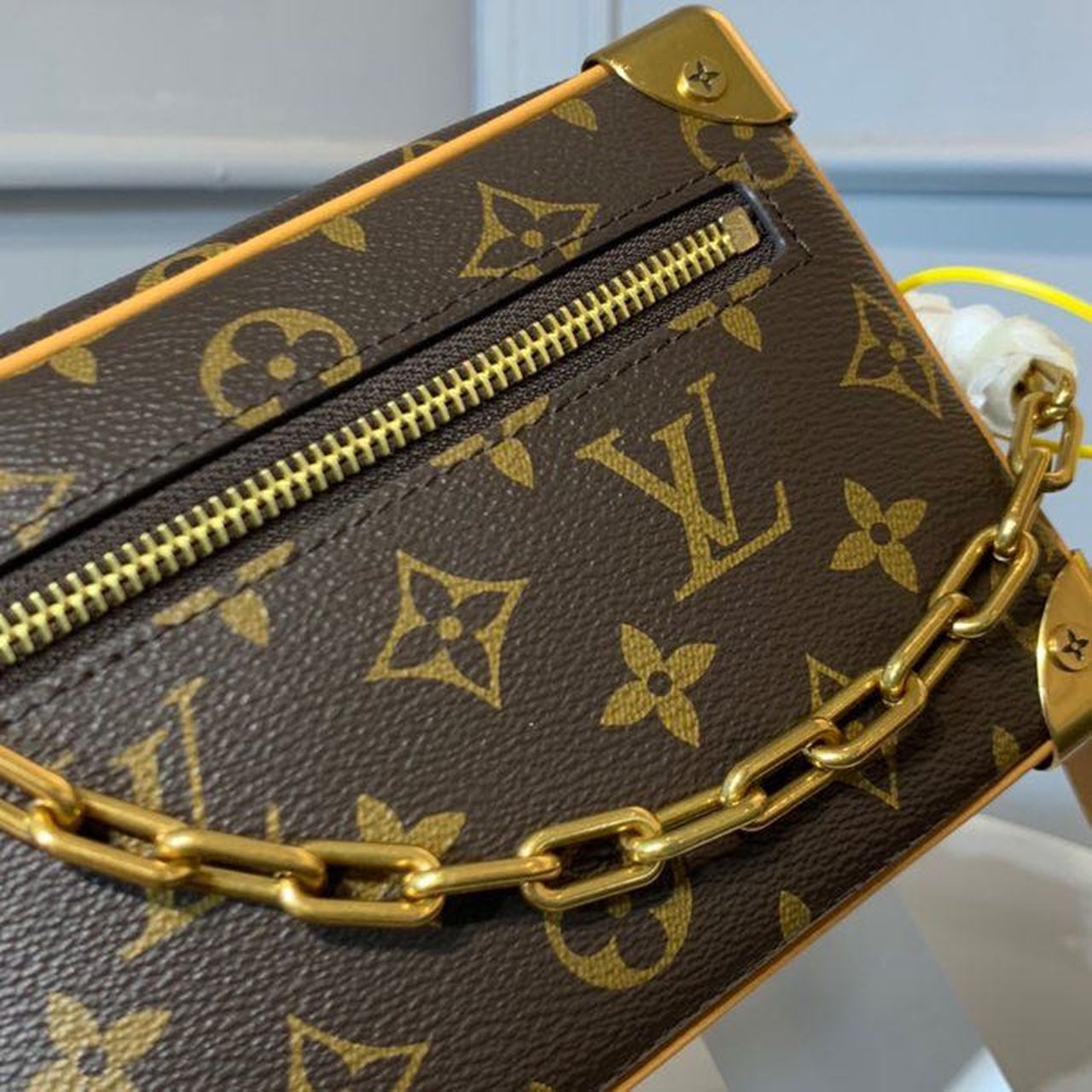 Louis2BVuitton2BMini2BSoft2BTrunk2BMonogram2BCanvas2BFor2BWomen2C2BWomens2BBags2C2BShoulder2BAnd2BCrossbody2BBags2B7.2in18.5cm2BLV2BM689062B3-b3ldc.jpg