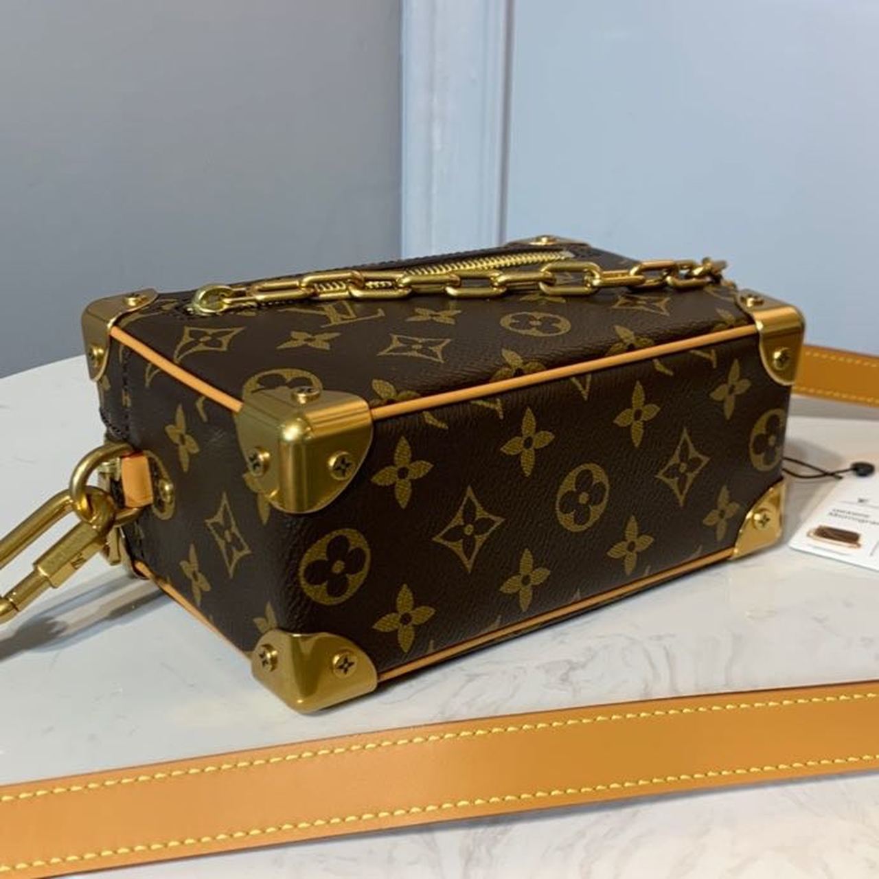 Louis2BVuitton2BMini2BSoft2BTrunk2BMonogram2BCanvas2BFor2BWomen2C2BWomens2BBags2C2BShoulder2BAnd2BCrossbody2BBags2B7.2in18.5cm2BLV2BM689062B5-WFUIU.jpg