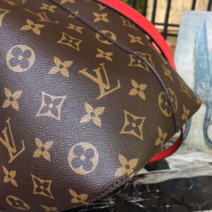 Louis Vuitton NeoNoe MM Bucket Bag Monogram Canvas Black For Women, Shoulder And Crossbody Bags 10.2in/26cm LV M44020